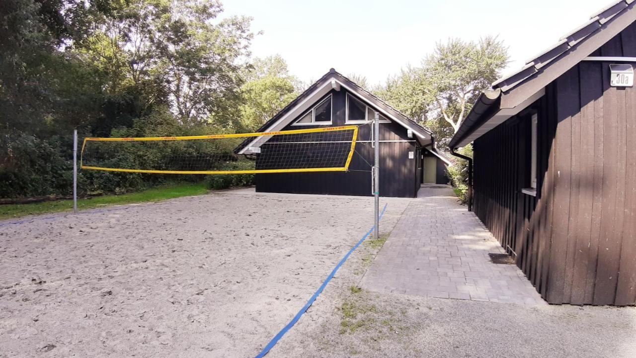 Ferienhaeuser Boddenstrand Wiek auf Rügen 외부 사진